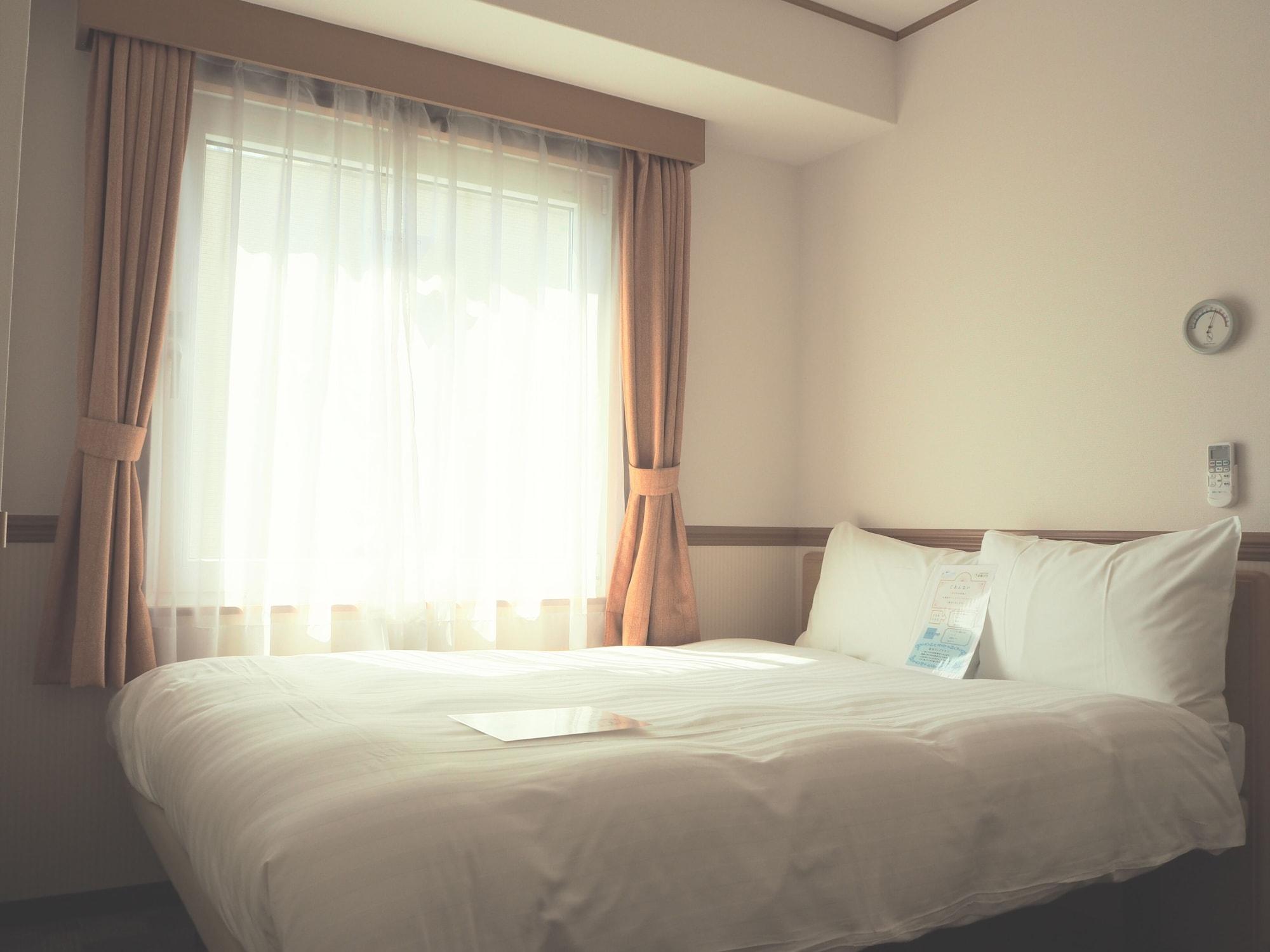 Toyoko Inn Hiroshima Heiwa-Odori Exterior photo